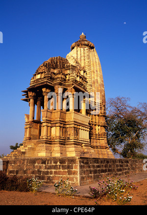 Chaturbhuj tempio di Khajuraho, costruito in 1090annuncio e parte del gruppo meridionale di templi, Khajuraho, Madhya Pradesh, India Foto Stock