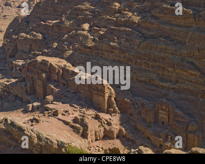 Vista in elevazione di Petra, Giordania Foto Stock