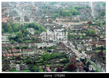 Obliqua di vista aerea di Beverley centro città guardando verso sud, con north bar in primo piano e St Mary a metà distanza Foto Stock