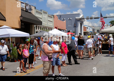 Florida Hernando County, Brooksville, Florida Blueberry Festival, evento, Main Street, edifici storici rinnovati, skyline città paesaggio, i visitatori viaggio t Foto Stock