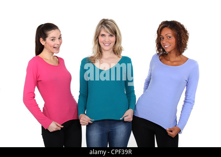 Tre donne visualizzazione dei ponticelli Foto Stock