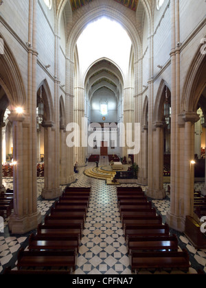 Cattedrale di Almudena interno, Madrid, Spagna Foto Stock