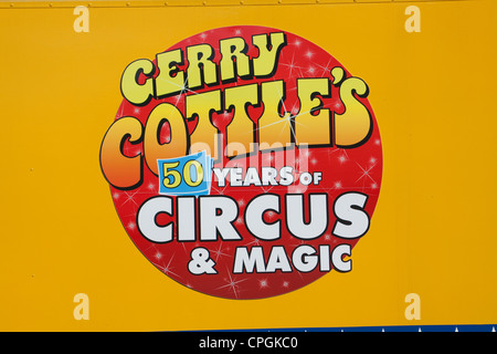 Un segno di Cottle Gerry's Circus Foto Stock