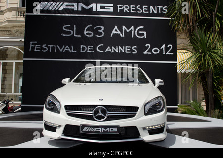 CANNES, Francia - 17 Maggio: Mercedes-Benz al sessantacinquesimo annuale di festival di pellicola di Cannes il 17 maggio 2012 a Cannes, Francia. Foto Stock