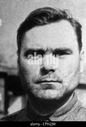 Kramer, Josef, 10.11.1906 - 13.12.1945, ufficiale tedesco delle SS, comandante del campo Auschwitz-Birkenau Maggio - Dicembre 1944, comandante del campo di concentramento di Bergen-Belsen 2.12.1944 - 15.4.1945, ritratto, 1945, Foto Stock