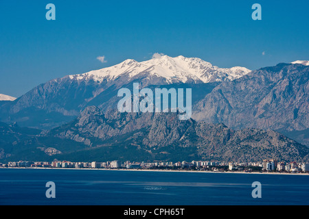 Antalya, montagna, montagne, barca, barche, montagne, città quay, Mare, Mare mediterraneo, nave provincia di Antalya, città, sou Foto Stock