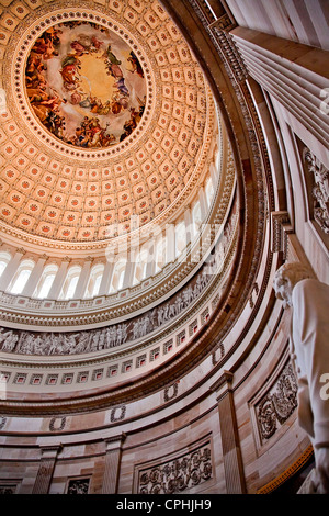 Noi Capitol Rotunda Dome statua di Lincoln Apothesis George Washington Foto Stock