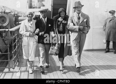 Natalie Talmadge, Buster Keaton, Norma Talmadge e Gilbert Roland, 1930 Foto Stock