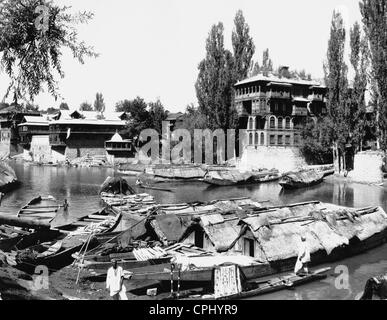 Case galleggianti in Srinagar Foto Stock