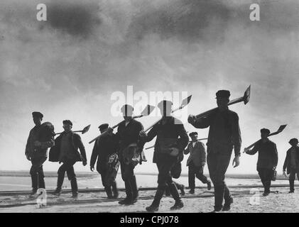 Lavoratori cambio di turno, 1938 Foto Stock