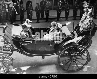 Re Giorgio V e la regina con il Maharaja di Patiala, 1935 Foto Stock