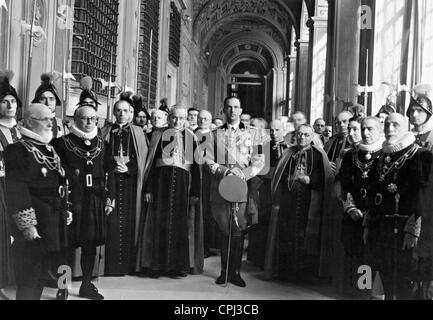 Visita del principe ereditario Umberto di Italia in Vaticano sulla morte del Papa Pio XI 1939 Foto Stock