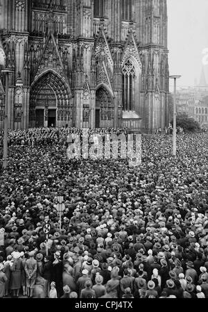 Manifestazione contro il Trattato di Versailles a Colonia, 1933 Foto Stock