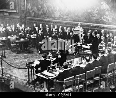 George V in corrispondenza della apertura del London Naval Conference, 1930 Foto Stock