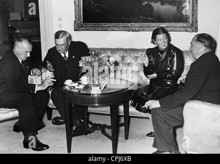 Hans Frank e Franz Guertner, 1938 Foto Stock