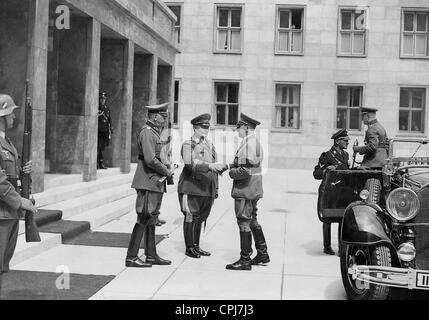 Adolf Hitler, Hermann Goering e Werner von Blomberg presso i funerali di stato per generale Wever, 1936 Foto Stock