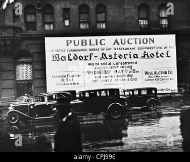 Asta al Waldorf Astoria Hotel, 1929 Foto Stock