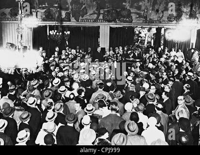 Asta al Waldorf Astoria Hotel, 1929 Foto Stock