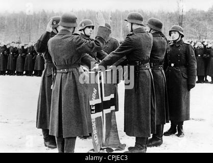 Prestazione di giuramento dei volontari norvegese delle Waffen-SS, 1942 Foto Stock