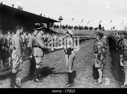 Rudolf Hess, Baldur Von Schirach e Adolf Hitler alla Gioventù Hitleriana rotolo della chiamata sul Rally di Norimberga, 1936 Foto Stock