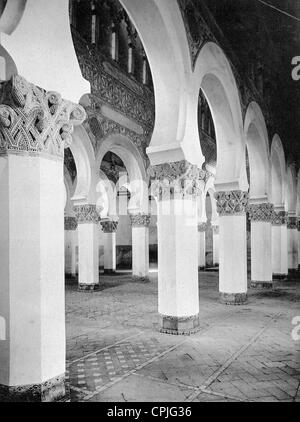 Pilastri nella chiesa di Santa Maria la Blanca" a Toledo, 1896 Foto Stock