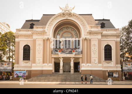 Teatro Comunale noto anche come il Teatro dell'Opera, la città di Ho Chi Minh (Saigon), Vietnam Foto Stock