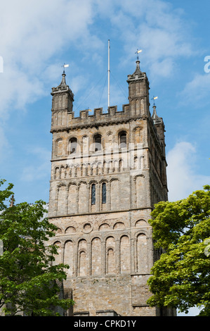 Chiesa cattedrale di San Pietro a Exeter / Exeter Cathedral tower. Devon. Inghilterra Foto Stock
