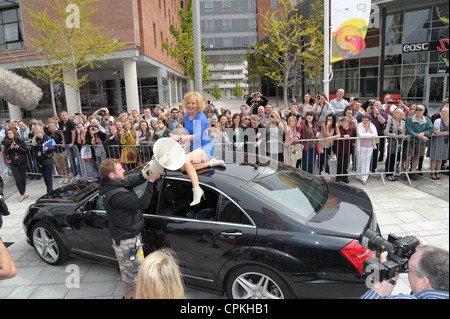 Geri Halliwell arriva come un giudice per X Factor auditions all'Echo Arena Liverpool Foto Stock