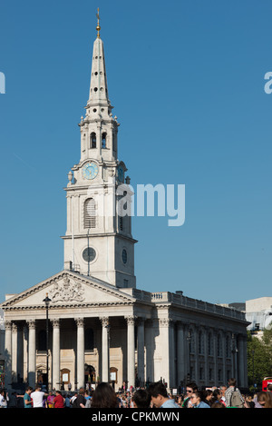 St Martin nei campi Chiesa Trafalgar Square a Londra. Foto Stock