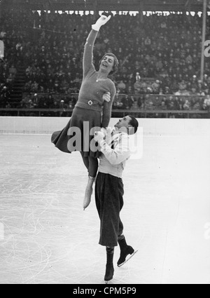 La figura pattinare alla Olimpiadi invernali gamees a Garmisch-Partenkirchen, 1936 Foto Stock