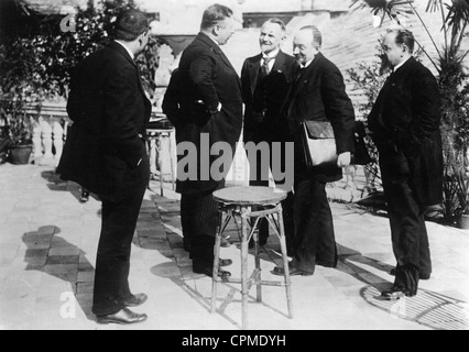 I politici durante la conferenza di Genova, 1922 Foto Stock