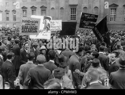 Gli studenti dimostrano di Berlino, 1932 Foto Stock