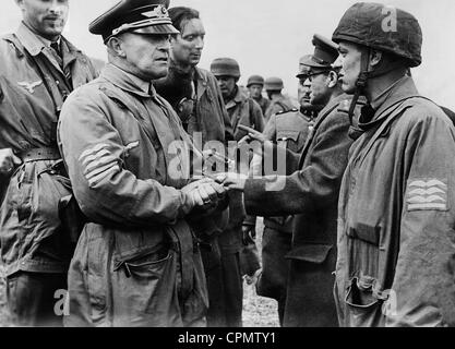 Paracadutisti tedeschi dopo la cattura dell'Istmo di Corinto, 1941 Foto Stock