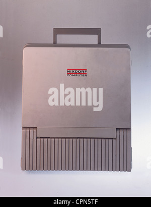 Informatica / elettronica, computer, primi portatili, computer Siemens Nixdorf, Paderborn, Made in Japan, 1987, Additional-Rights-Clearences-non disponibile Foto Stock
