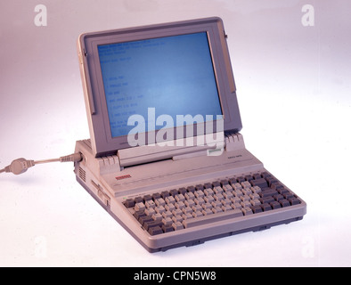 Informatica / elettronica, computer, primi portatili, computer Siemens Nixdorf, Paderborn, Made in Japan, 1987, Additional-Rights-Clearences-non disponibile Foto Stock