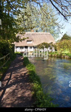 Fulling Mill sul fiume Alre, Nuova Arlesford, Hampshire, Inghilterra, Regno Unito. Foto Stock