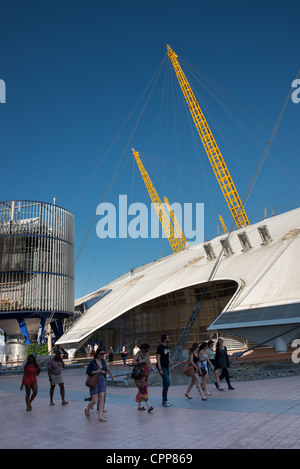 Abstract architettura di O2 Arena - formalmente Millennium Dome di Londra, Inghilterra. Foto Stock