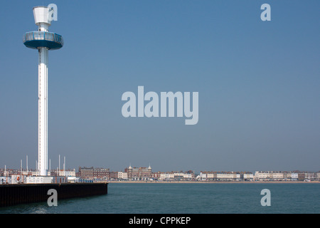 Jurassic Skyline tower o Weymouth Sea Life Tower, una torre di osservazione con stupende vedute della costa Jurassic dorset Inghilterra Foto Stock