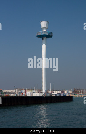 Jurassic Skyline tower o Weymouth Sea Life Tower, una torre di osservazione con stupende vedute della costa Jurassic dorset Inghilterra Foto Stock