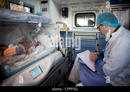 Caso di emergenza pediatrico Foto Stock