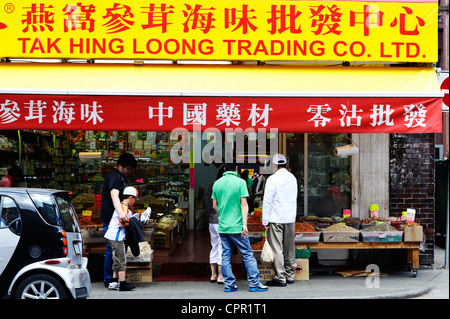 Negozi in Vancouvers quartiere Chinatown. Foto Stock