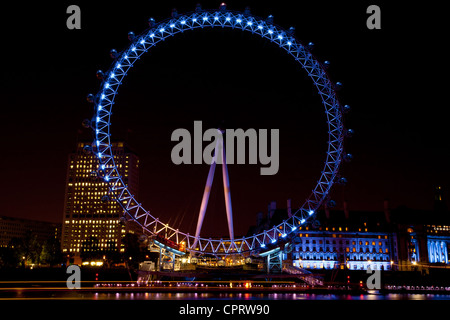 London eye di notte Foto Stock