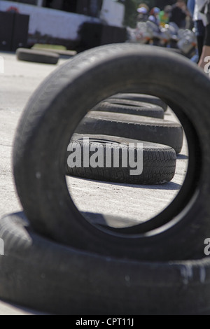 Prospettiva con una specifica auto gomme da gara regime. Foto Stock