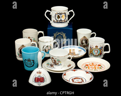 Collezione vintage di ceramica Royal negozio di souvenir / memorabilia (Queen Elizabeth II) Foto Stock