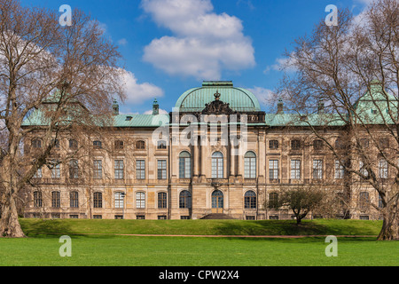 Il Palazzo giapponese è un edificio storico nella parte interna di Neustadt di Dresda. Oggi ospita un museo, Dresda, Sassonia, Germania, Foto Stock