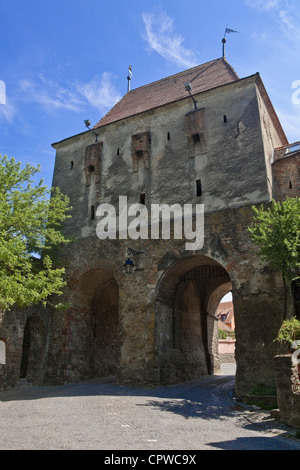 Cancello principale nella cittadella di Sighişoara, Carpazi Transilvania, Târnava Mare nel fiume Mureş contea, Romania, Europa orientale, UE Foto Stock