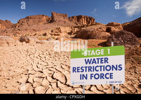 Un asciugò il letto del fiume in Anti atlante del Marocco, Africa del Nord. Foto Stock