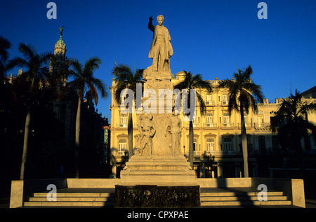 Cuba, La Habana, Centro Habana distretto, José Martin statua datata 1905 nel Parque Central Foto Stock