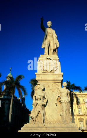 Cuba, La Habana, Centro Habana distretto, Jose Marti statua al Parque Central Foto Stock