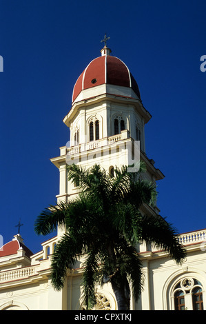 Cuba Santiago de Cuba, Provincia di El Cobre, il campanile della chiesa di La Virgen de la Caridad del Cobre santuario Foto Stock